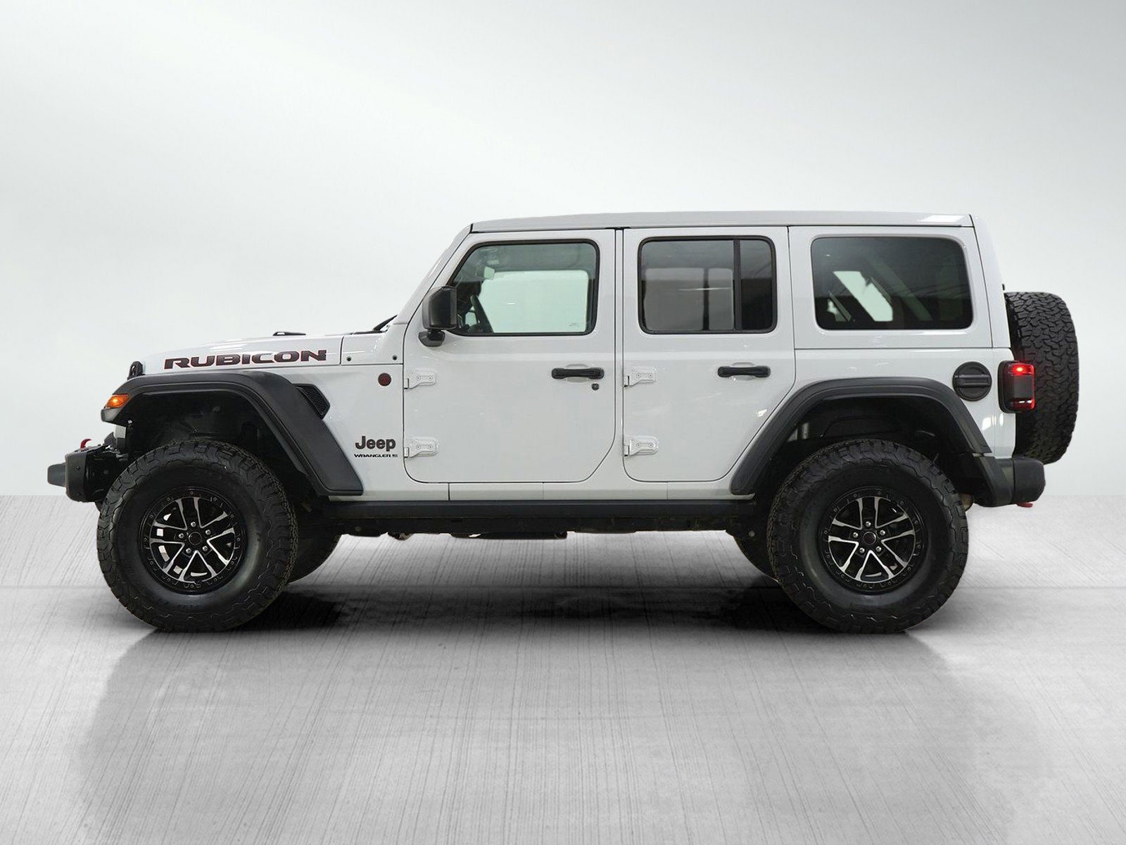 Used 2024 Jeep Wrangler Unlimited Rubicon w/ XTREMEE 35" Tire Package AWD/4WD image 2