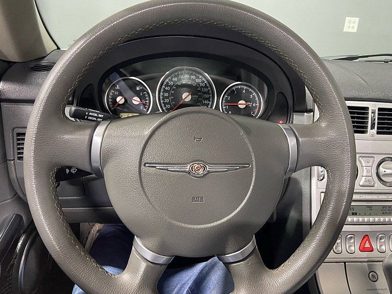 Used 2007 Chrysler Crossfire Limited image 23