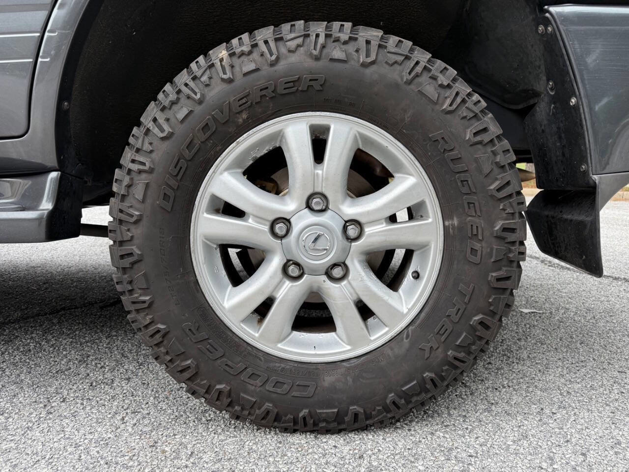 Used 2003 Lexus LX 470 4WD image 13