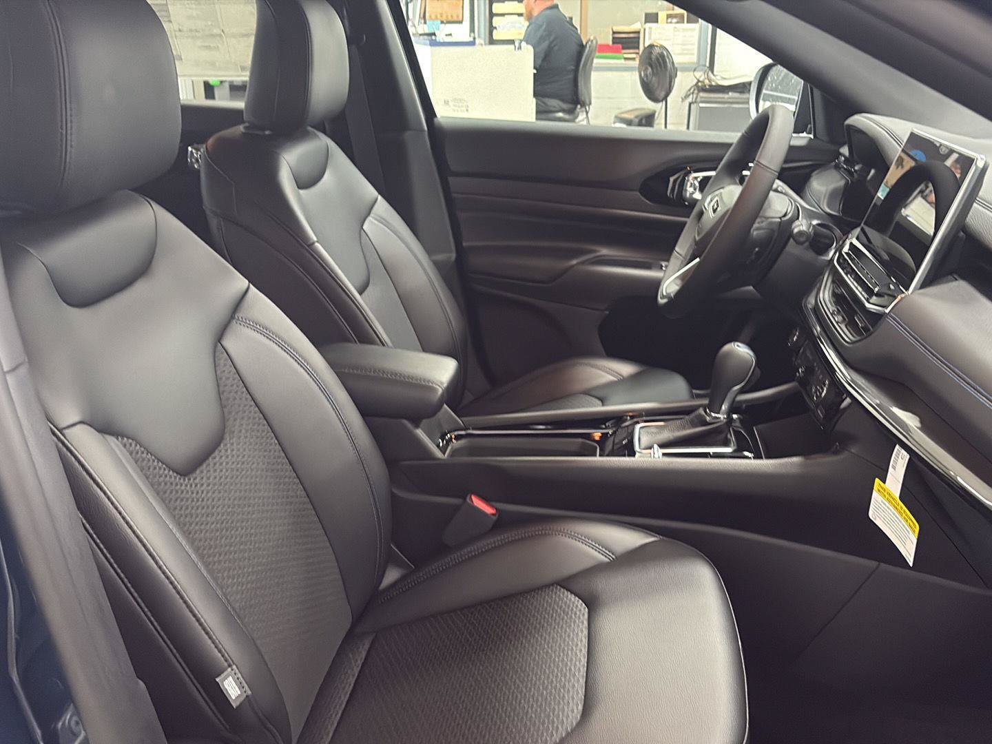 New 2026 Jeep Compass Latitude AWD/4WD image 21