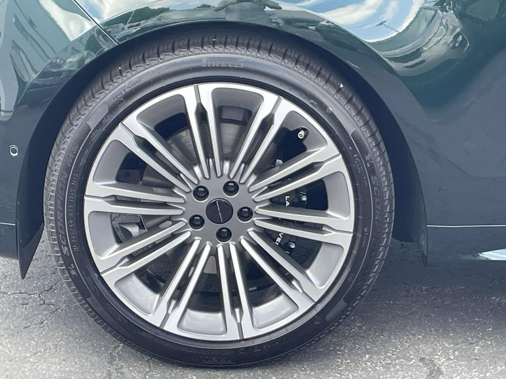 New 2026 Land Rover Range Rover Sport Dynamic SE AWD/4WD image 11