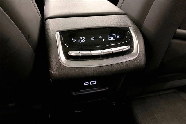 Used 2024 Cadillac XT6 Sport w/ LPO, ONYX Package AWD/4WD image 34