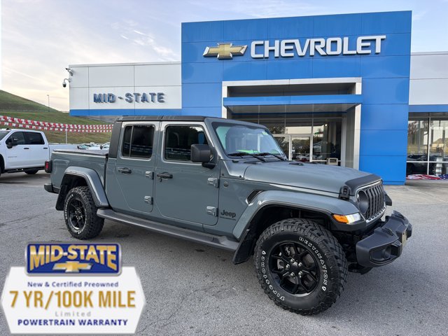 Used 2025 Jeep Gladiator Sport