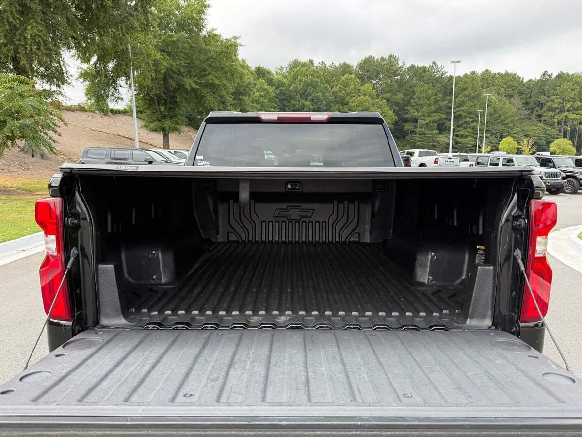 Used 2023 Chevrolet Silverado 1500 RST RWD image 25
