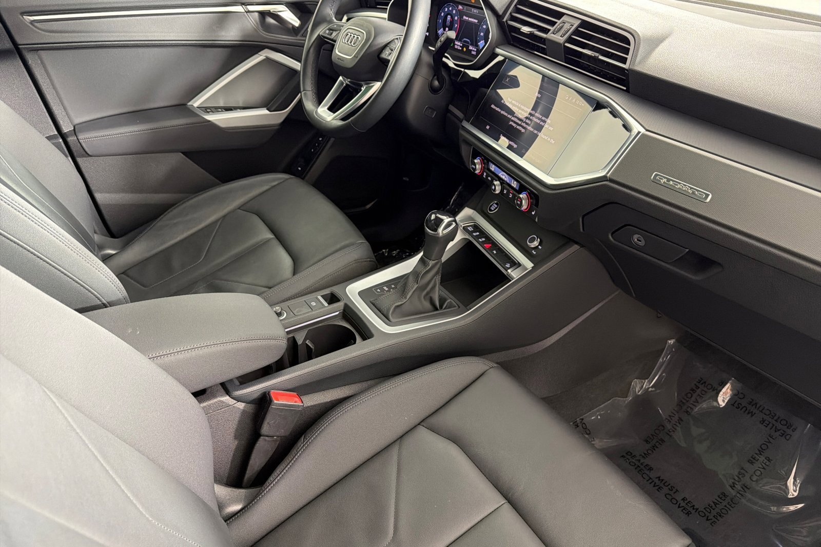 Used 2023 Audi Q3 2.0T Premium w/ Convenience Package AWD/4WD image 15