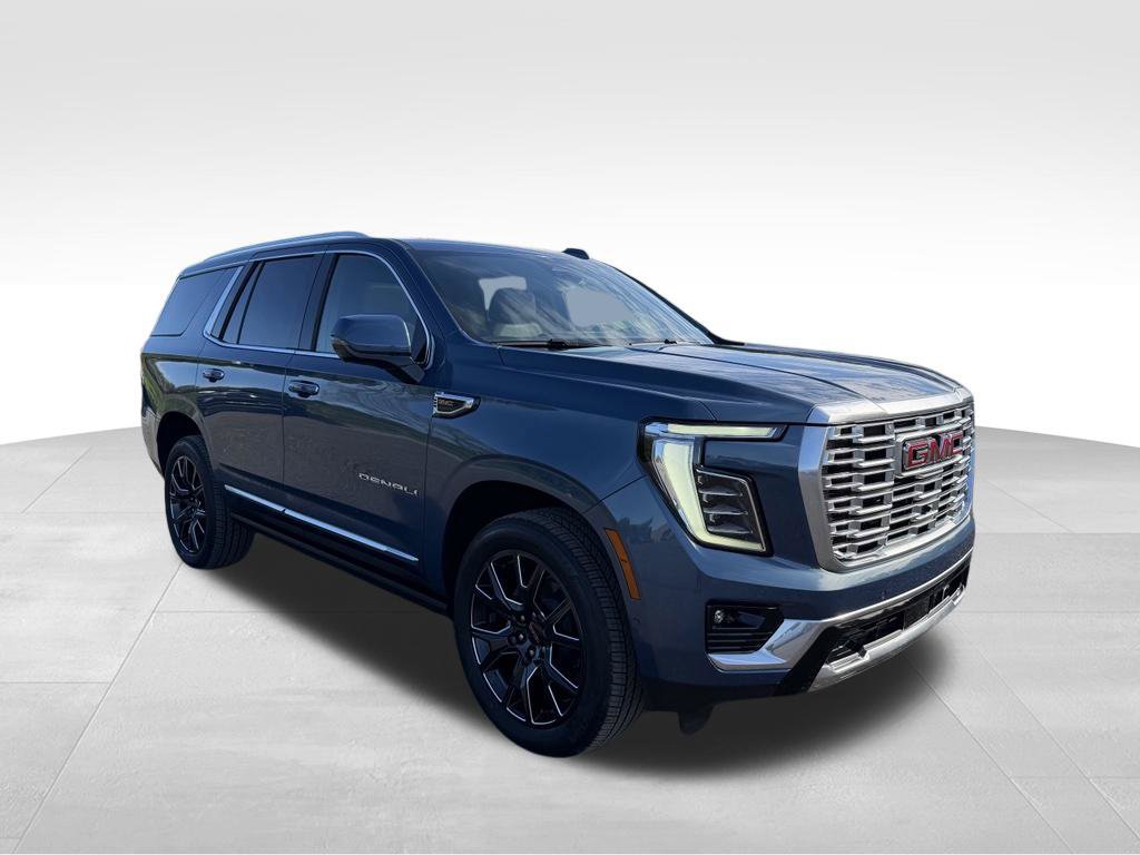 Used 2026 GMC Yukon Denali w/ Sun & Power Step Package AWD/4WD image 29