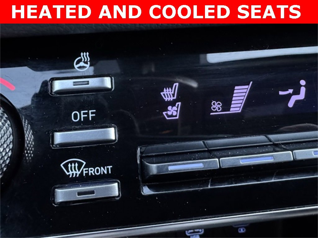 Used 2020 Hyundai Sonata Limited image 15