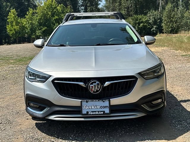 Used 2018 Buick Regal Preferred AWD/4WD image 3