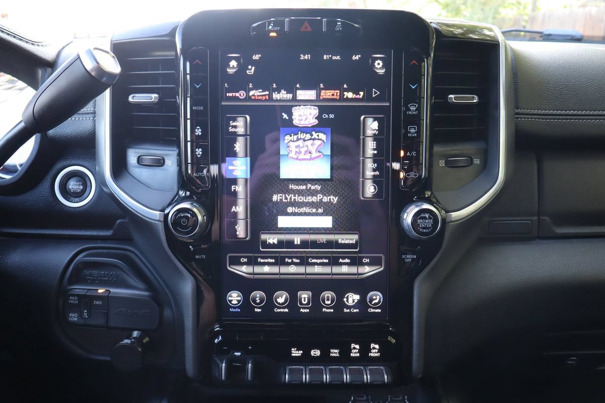 Used 2020 RAM 2500 Laramie AWD/4WD image 35