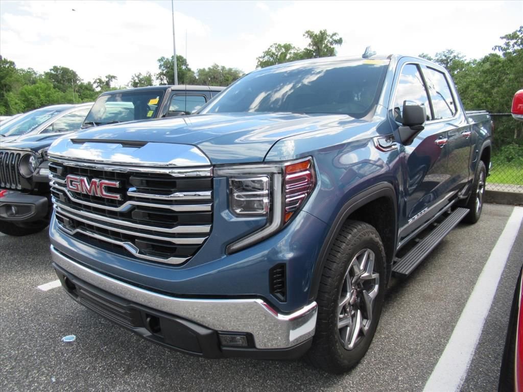 Used 2024 GMC Sierra 1500 SLT w/ X31 Off-Road Package AWD/4WD image 2