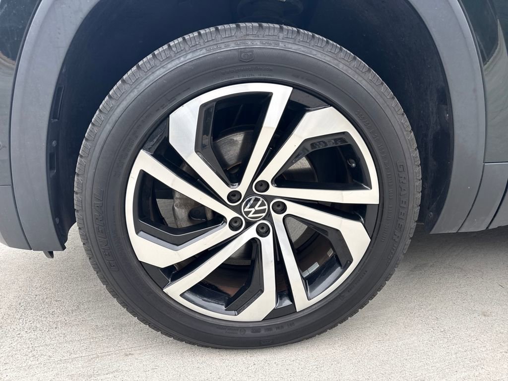 Used 2021 Volkswagen Atlas SEL Premium image 11