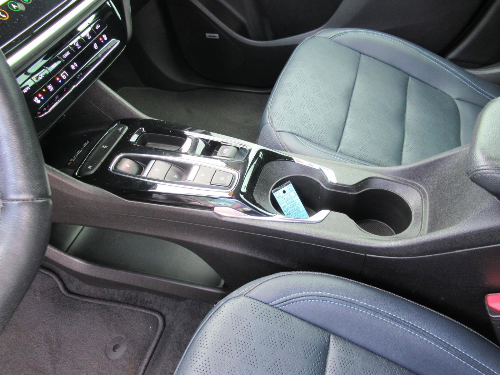 Used 2023 Chevrolet Bolt EUV Premier w/ Sun & Sound Package image 17