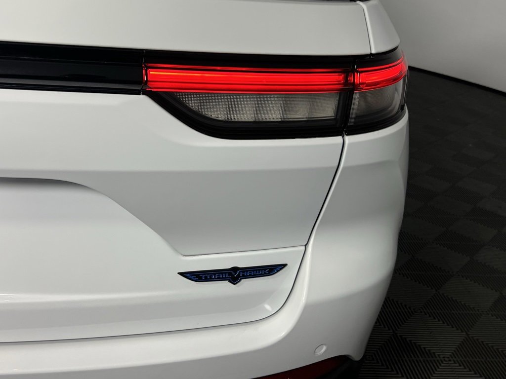 Used 2023 Jeep Grand Cherokee Trailhawk w/ Advanced Protech Group II image 13