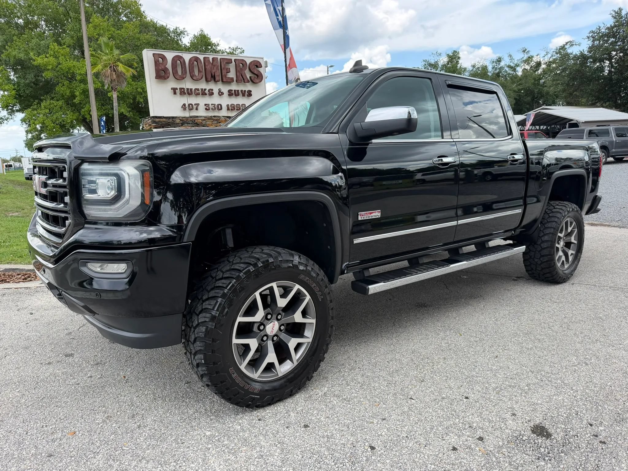 Used 2016 GMC Sierra 1500 SLT w/ All-Terrain Package AWD/4WD image 1