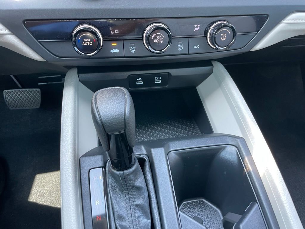 Certified 2025 Honda Accord LX image 18