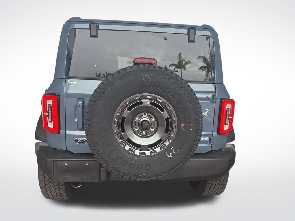 Used 2025 Ford Bronco Outer Banks w/ Sasquatch Package image 2