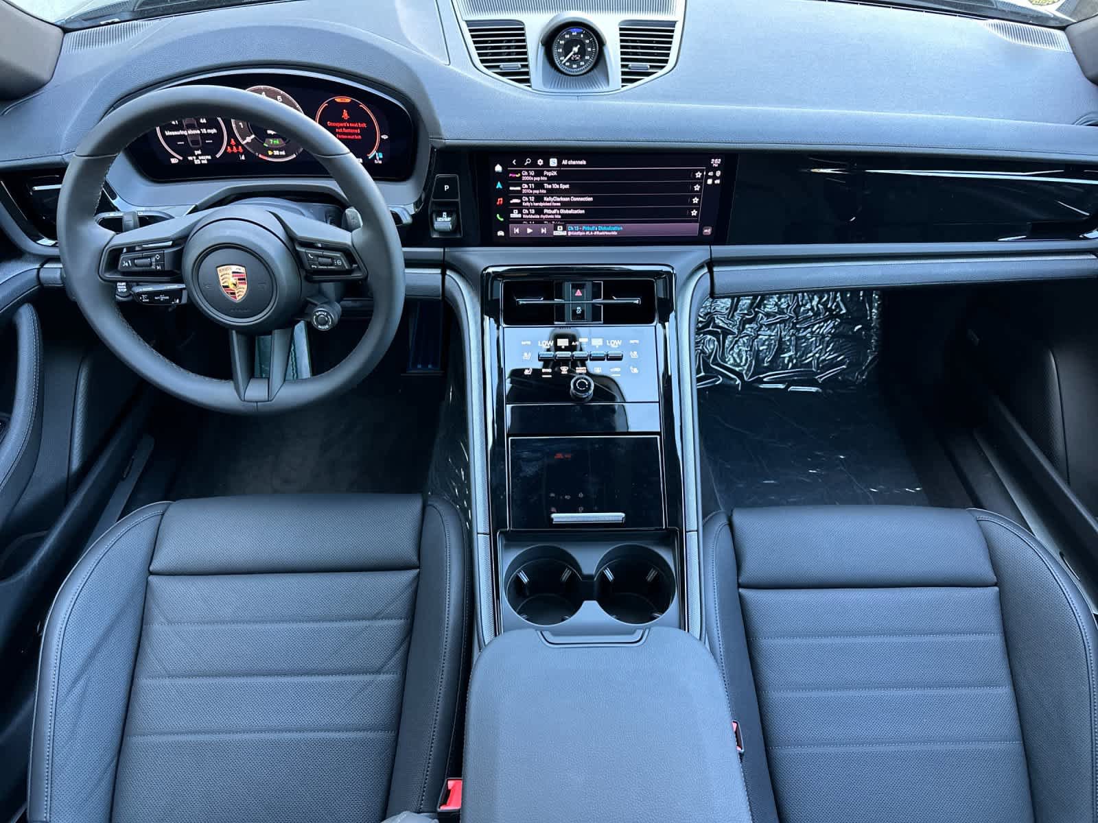 New 2026 Porsche Panamera 4 AWD/4WD image 6