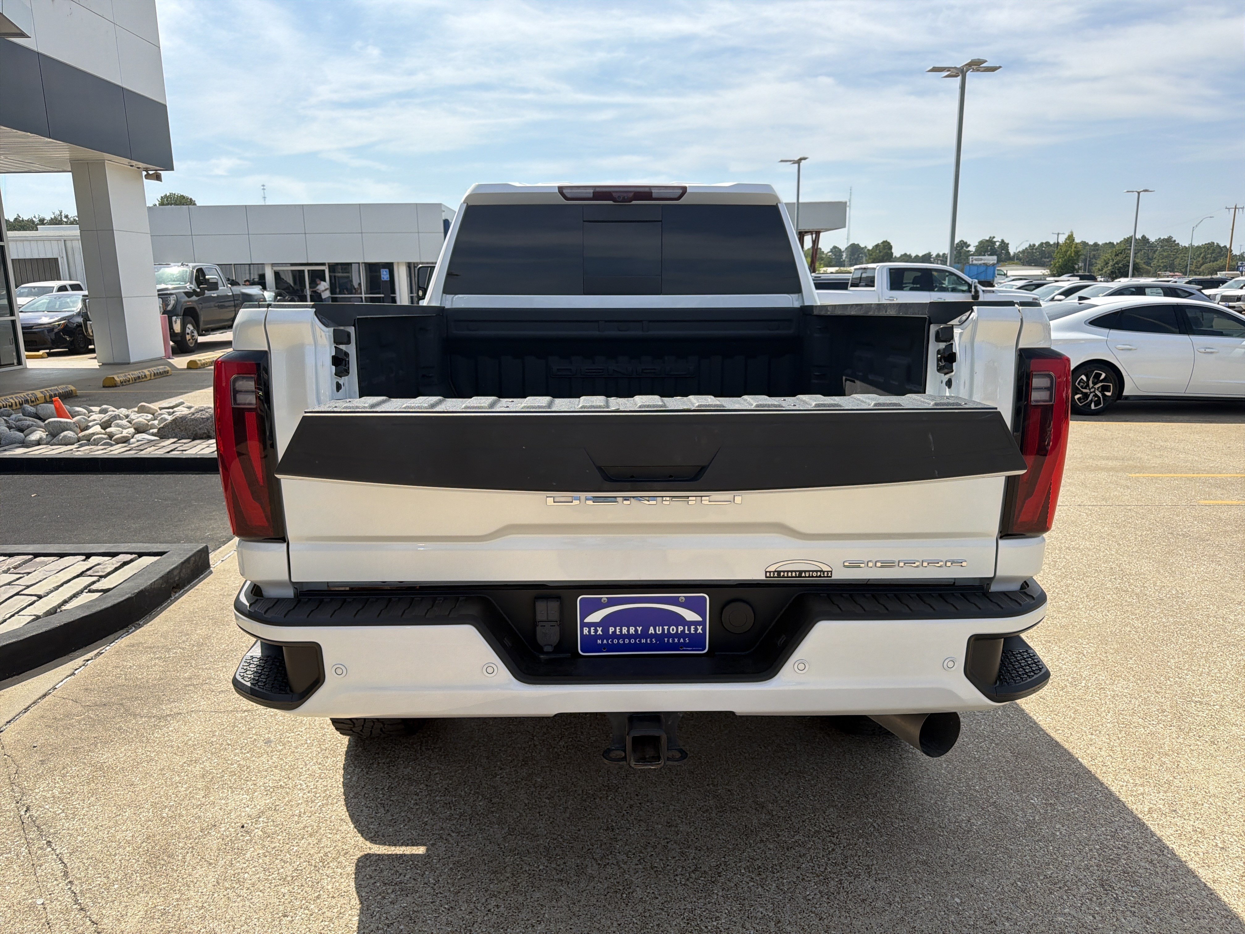 Used 2024 GMC Sierra 2500 Denali w/ Denali Reserve Package AWD/4WD image 22