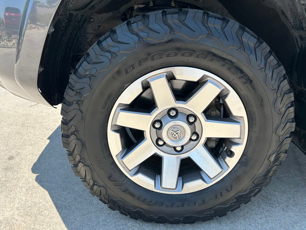 Used 2016 Toyota 4Runner Trail Premium AWD/4WD image 33