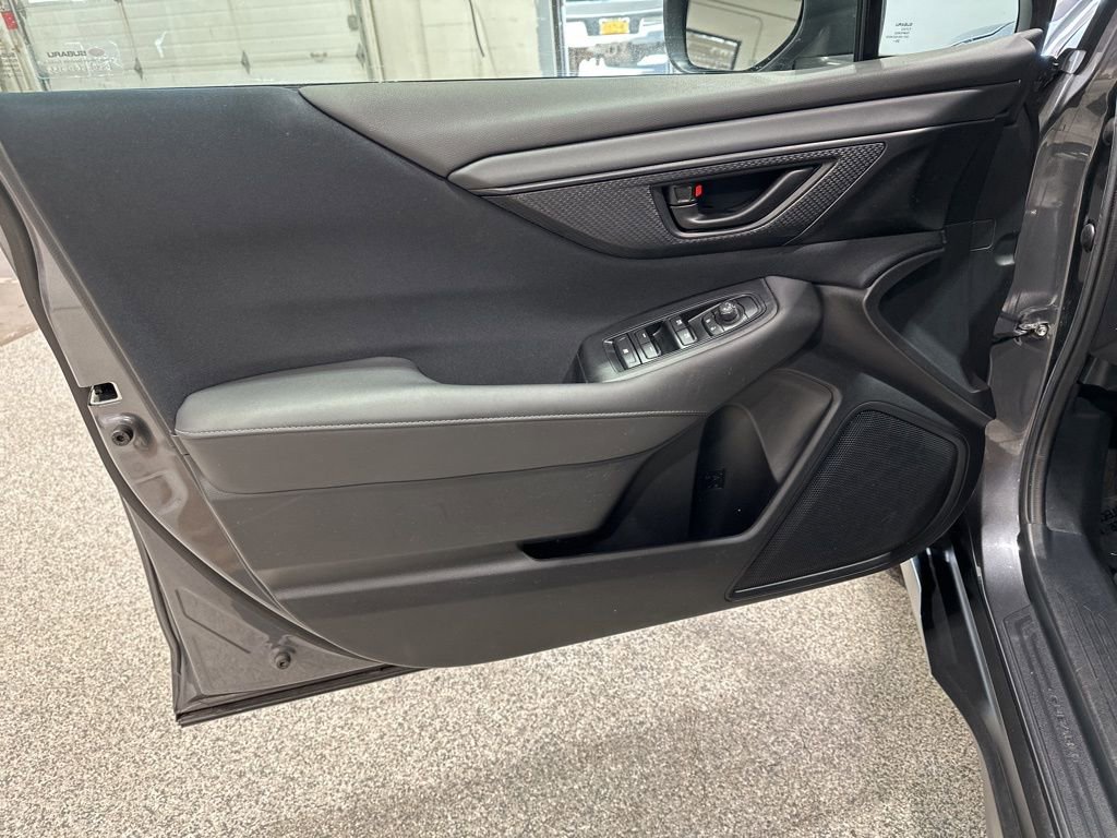 Used 2021 Subaru Outback 2.5i image 13