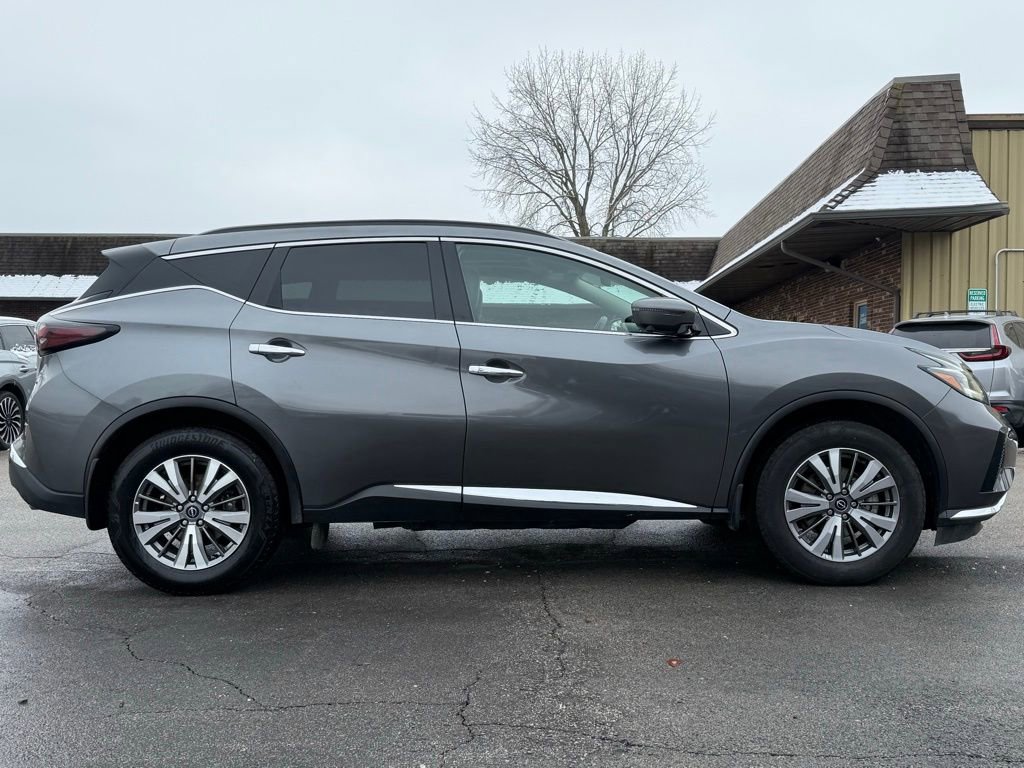 Used 2023 Nissan Murano SV AWD/4WD image 7