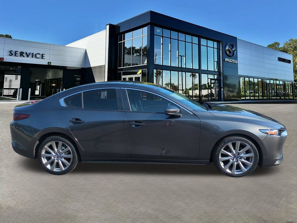 Used 2021 MAZDA MAZDA3 s FWD image 3