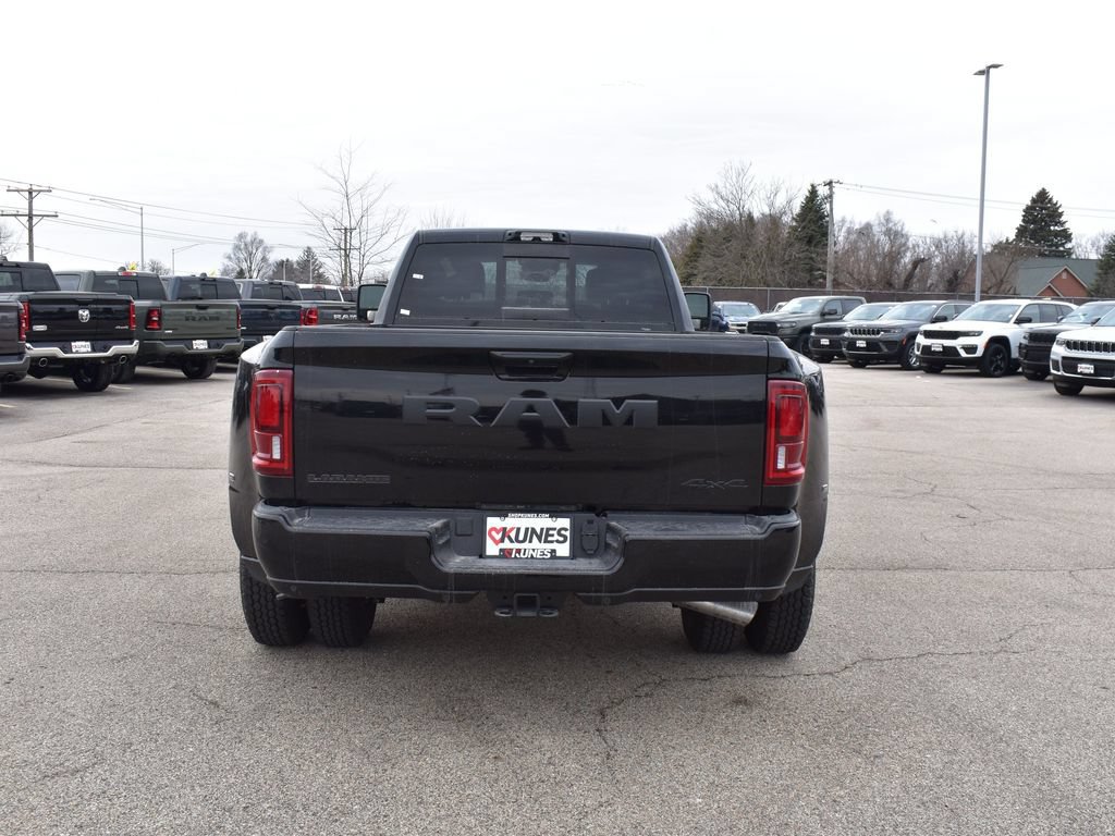 New 2026 RAM 3500 Laramie AWD/4WD image 5