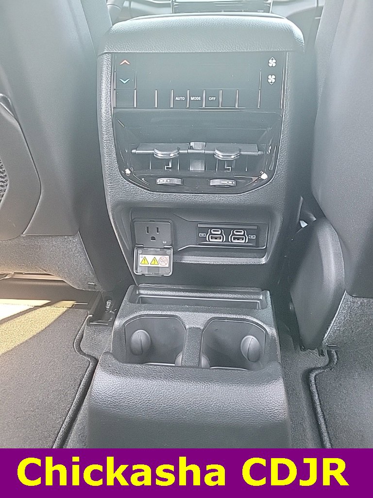 New 2025 Jeep Grand Cherokee L Altitude image 14