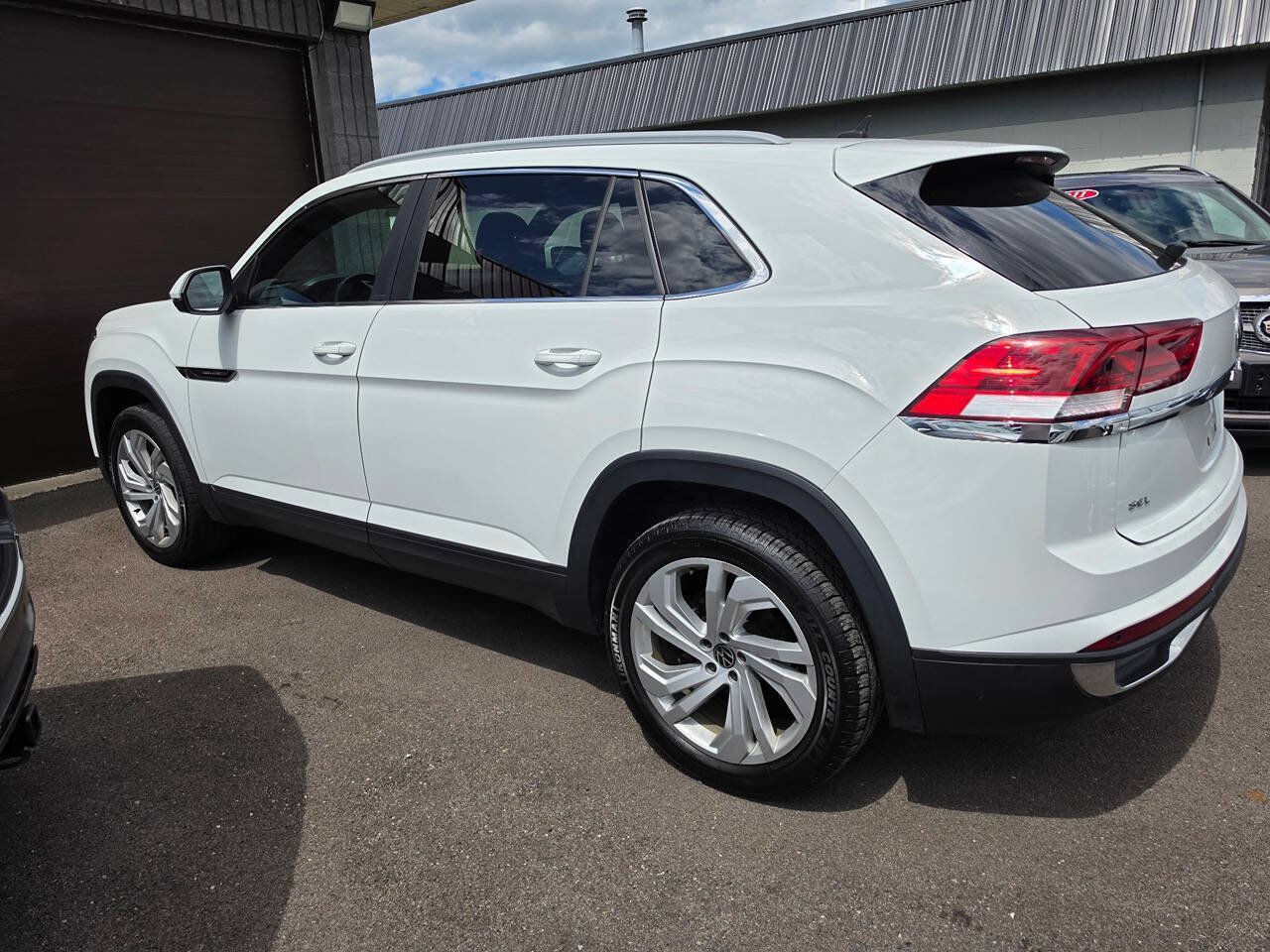 Used 2015 Volvo XC60 T5 AWD/4WD image 14