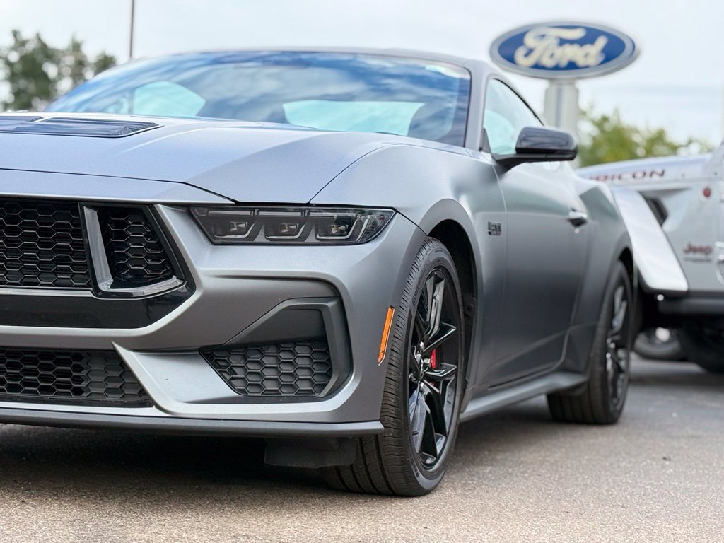 Used 2025 Ford Mustang GT Premium RWD image 42
