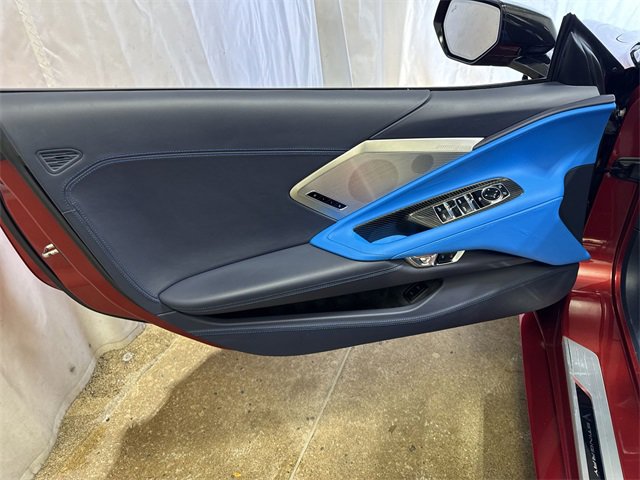 Used 2021 Chevrolet Corvette Stingray Premium Conv w/ Z51 Performance Package image 21