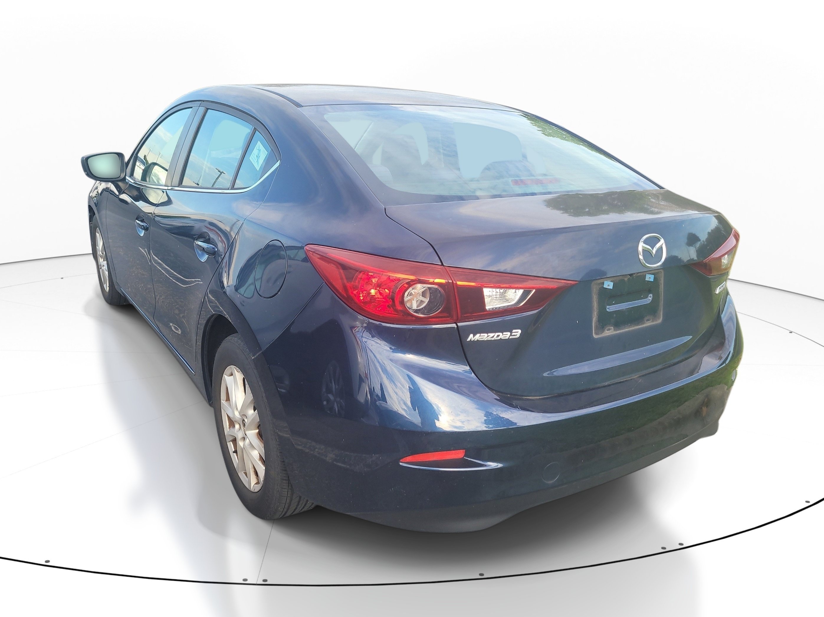Used 2018 MAZDA MAZDA3 Sport w/ Preferred Equipment Package FWD image 5