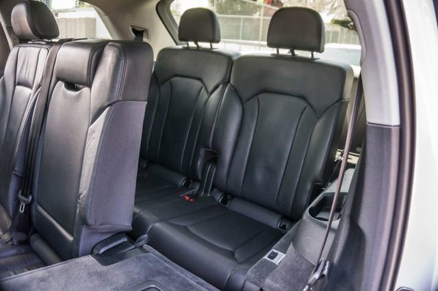 Used 2017 Audi Q7 3.0T Premium AWD/4WD image 14