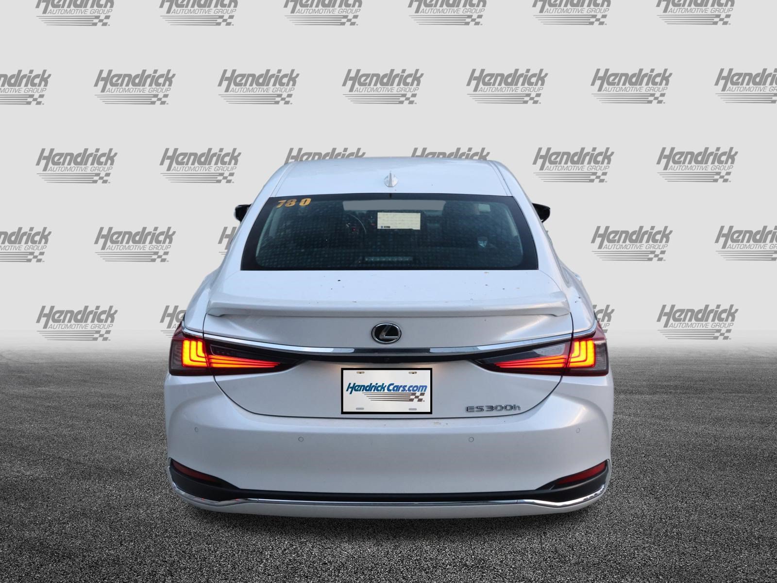 Certified 2025 Lexus ES 300h w/ Premium Package FWD image 8