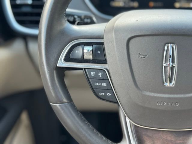 Used 2019 Lincoln Nautilus Select w/ Cargo Utility Package AWD/4WD image 23