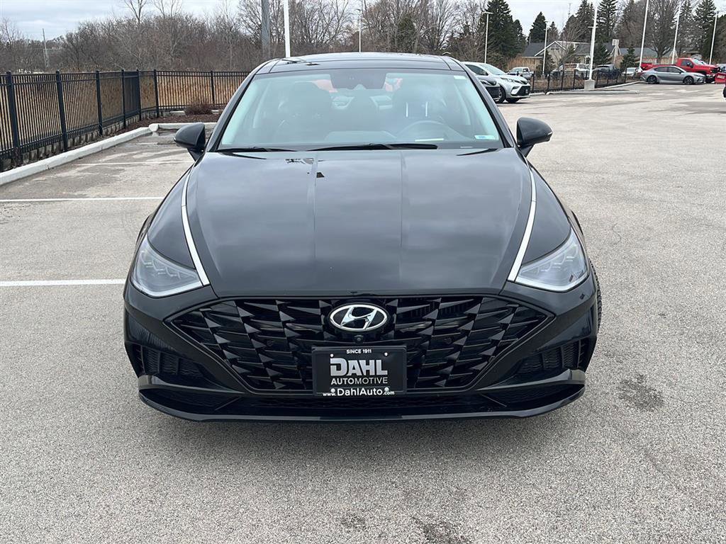 Used 2020 Hyundai Sonata Limited FWD image 2