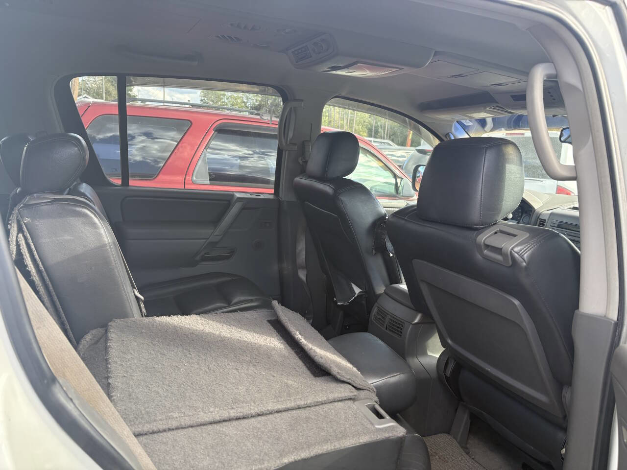 Used 2005 Nissan Armada SE image 8