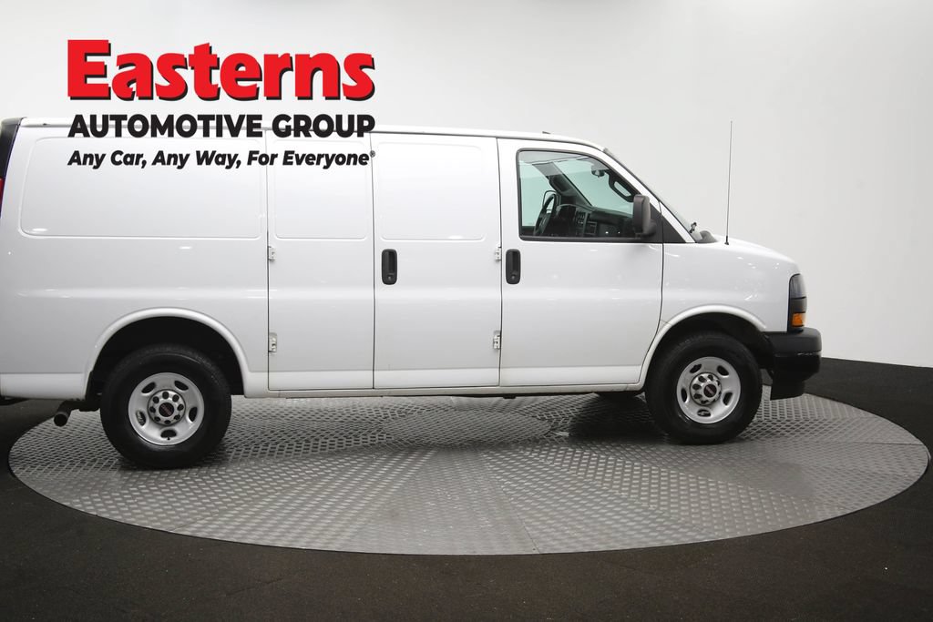 Used 2020 GMC Savana 3500 w/ Driver Convenience Package RWD image 44