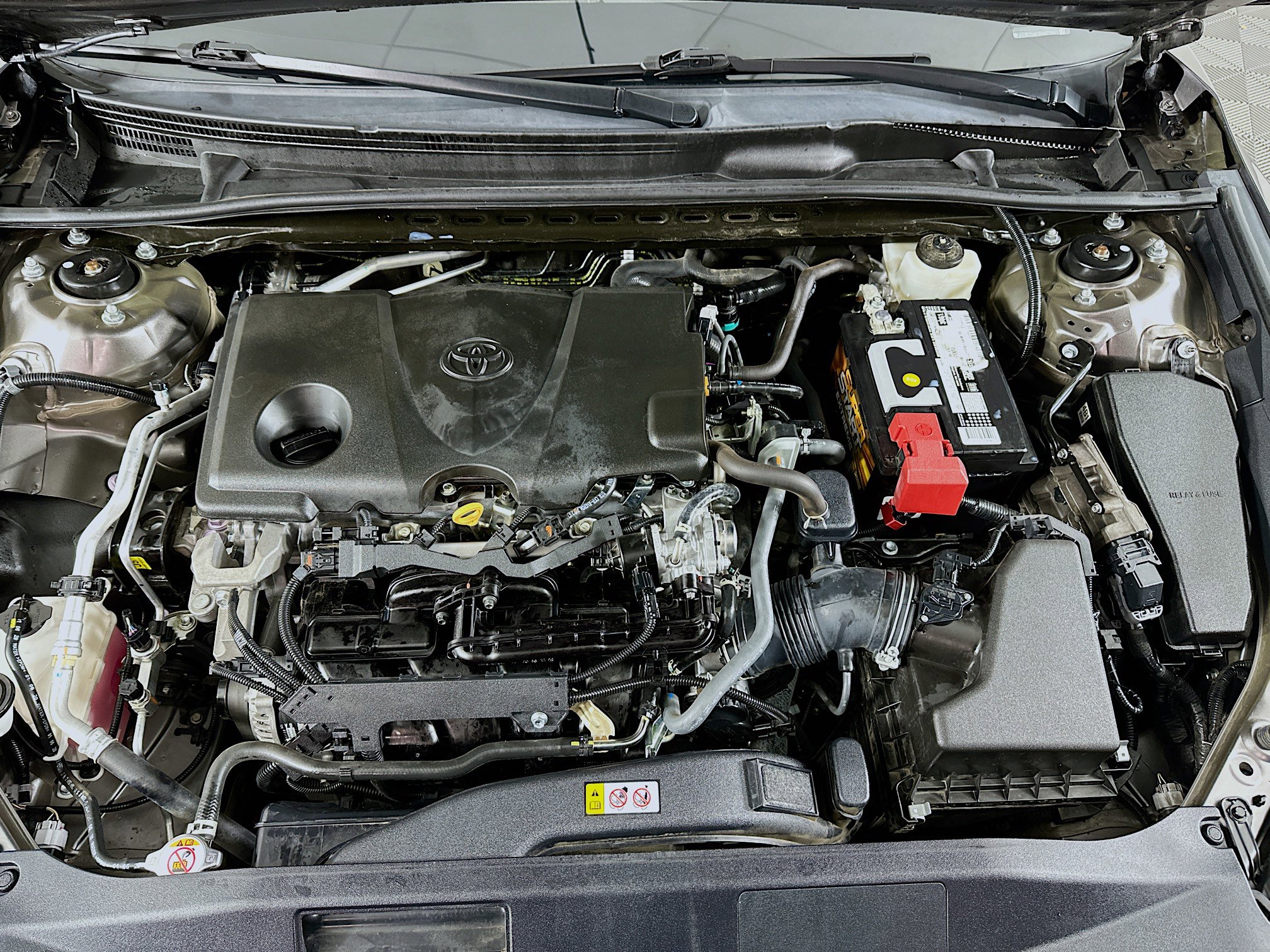 Used 2021 Toyota Camry LE image 30