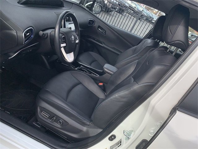 Used 2017 Toyota Prius Four Touring image 18