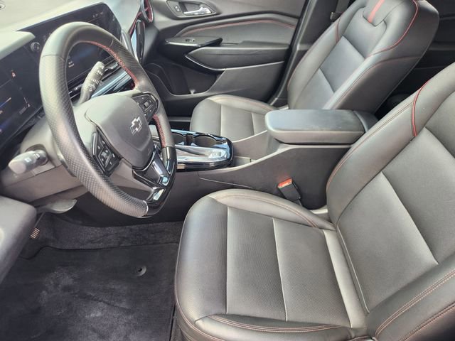 Used 2024 Chevrolet Trax RS FWD image 13