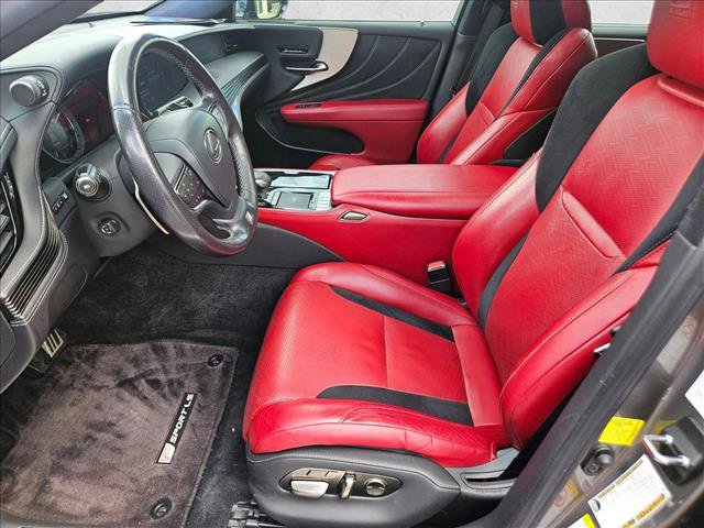 Used 2018 Lexus LS 500 F Sport w/ Accessory Package (Z2) image 16
