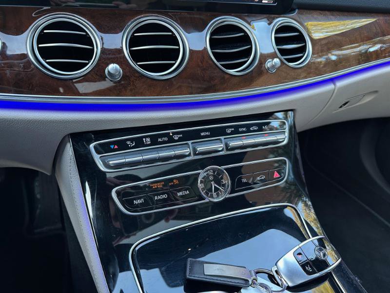 Used 2018 Mercedes-Benz E 300 image 29