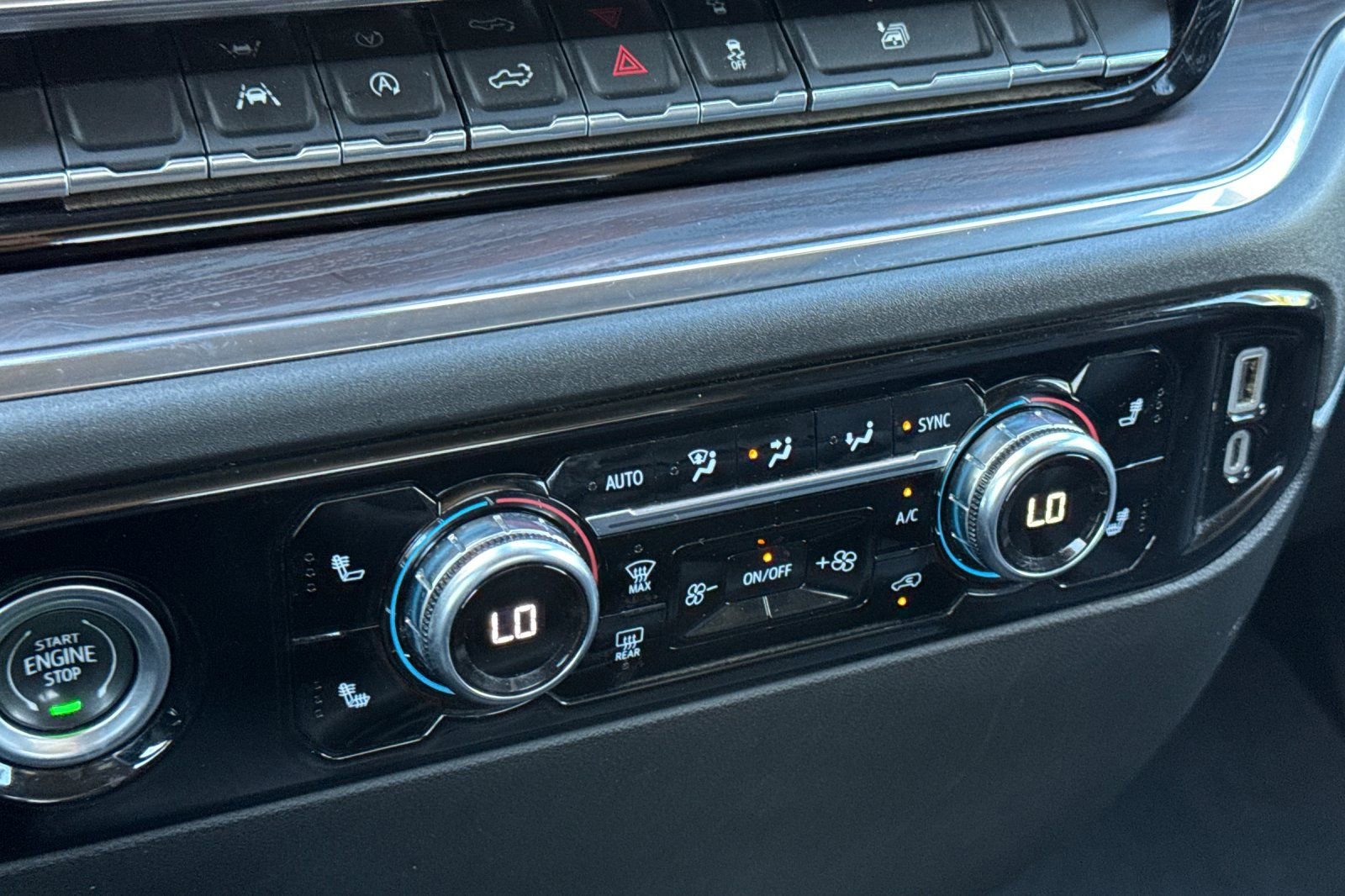 Used 2024 GMC Sierra 1500 SLT image 21