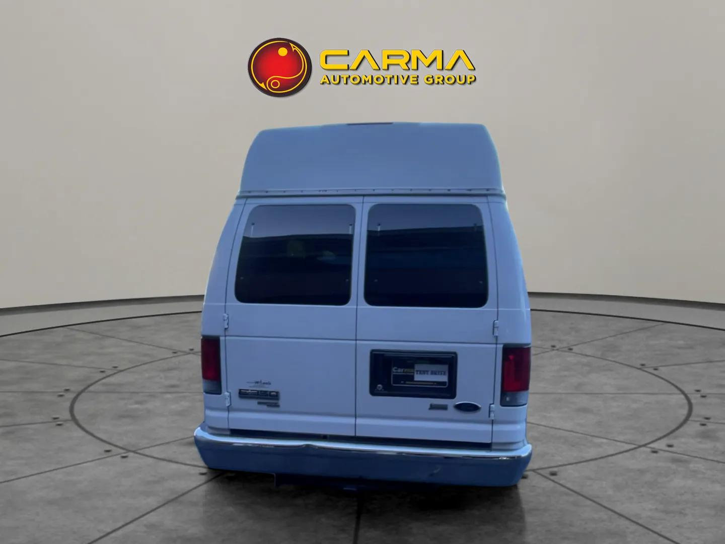 Used 2009 Ford E-350 and Econoline 350 XL image 5