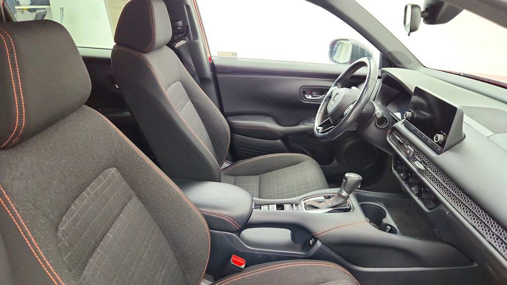 Used 2023 Honda HR-V Sport image 21