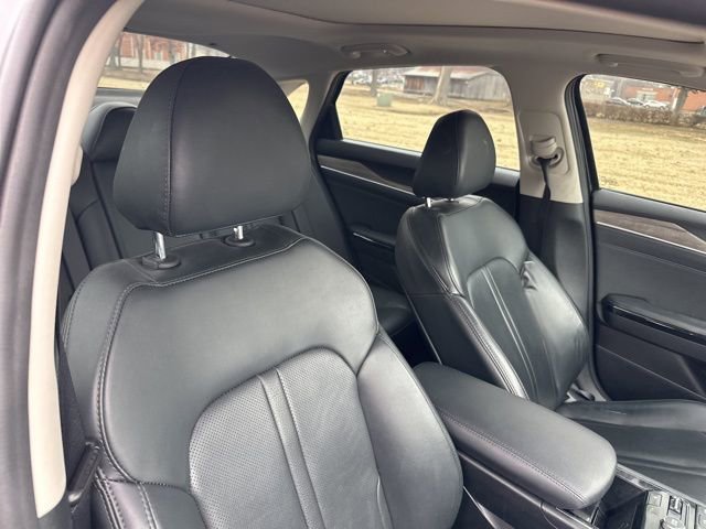 Used 2023 Kia K5 EX image 28