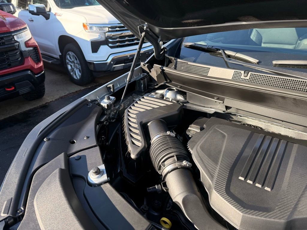 New 2026 Chevrolet Traverse LT w/ LPO, Floor Liner Package image 25