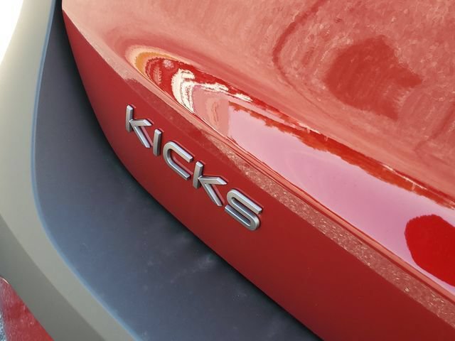 New 2026 Nissan Kicks SV w/ SV Premium Package FWD image 6