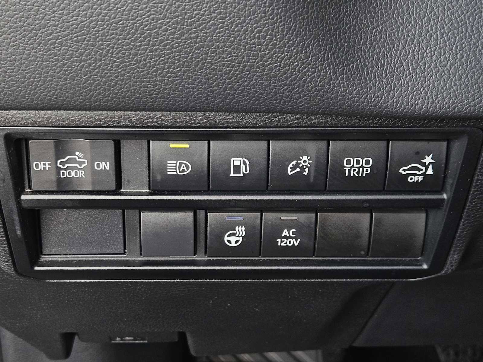 Used 2022 Toyota Tundra Limited image 22